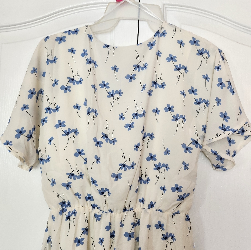 Flower Sundress - Picture 5 of 6